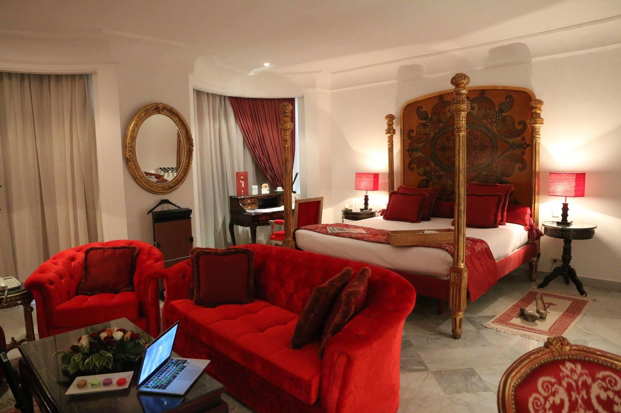 Hotel La Maison Blanche 5*