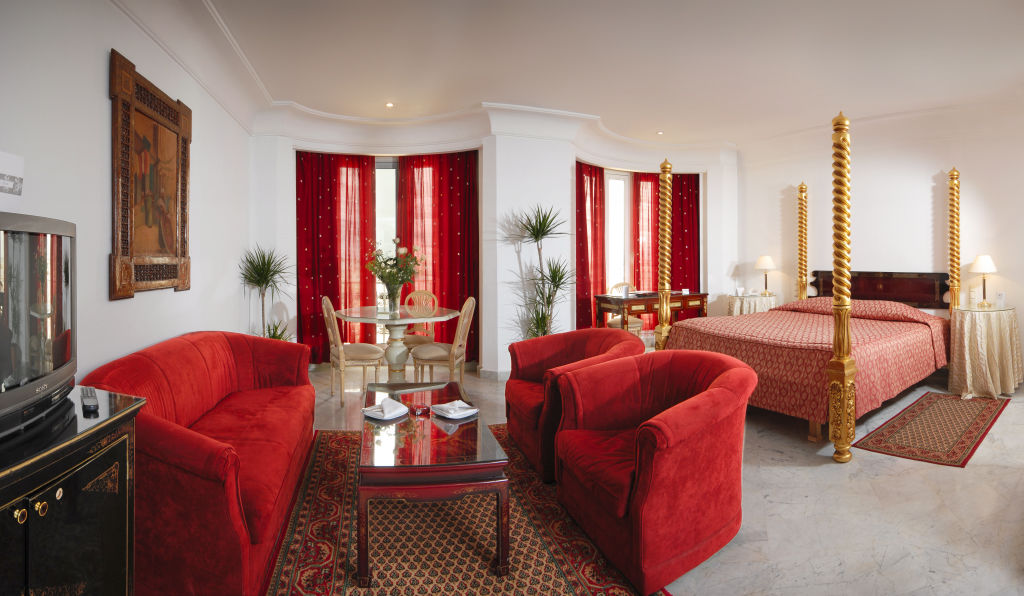 La Maison Blanche Hotel 5*
